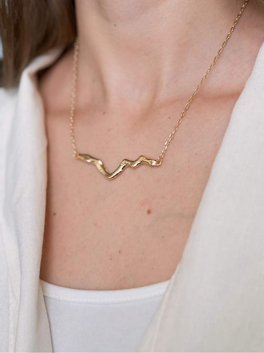 18k Gold Plated Wave Bar Minimalist Necklace - Women Jewelry